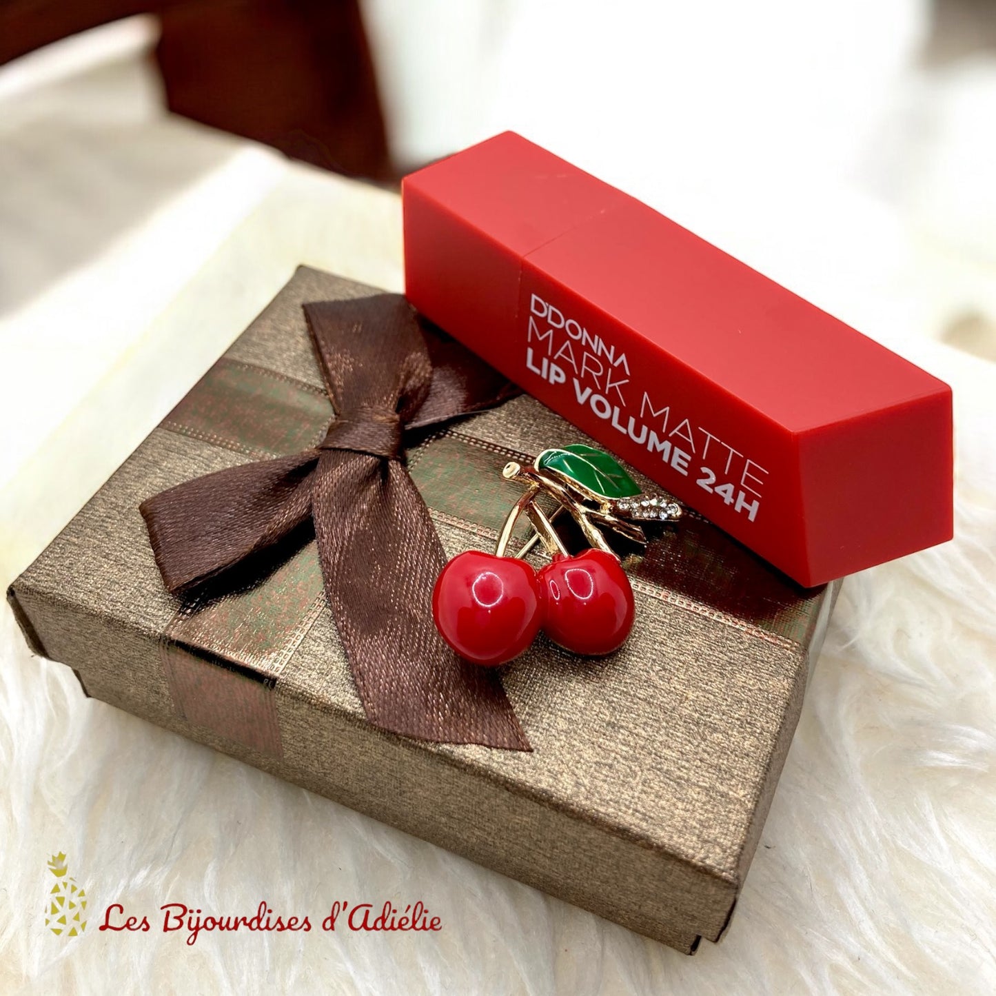 Coffret - Broche Cerise